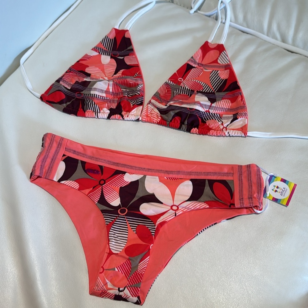 Attica Swimwear women size medium salmon pink red purple bikini top and bottom